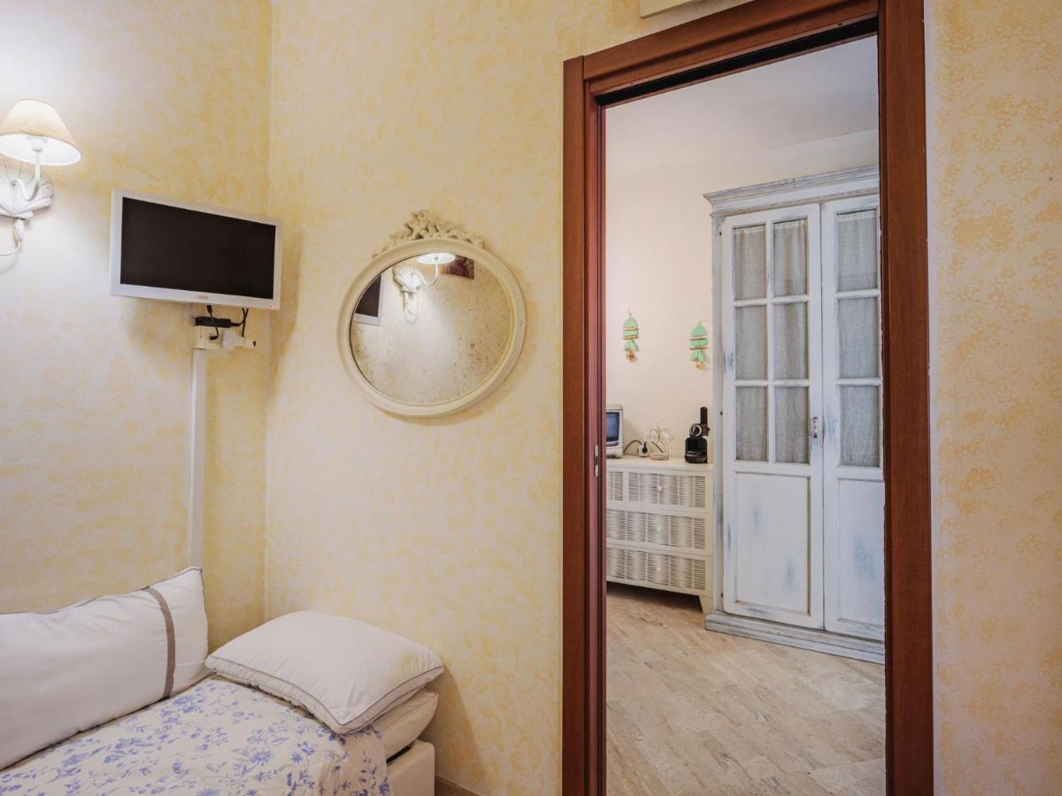Holiday Home Stella Marina By Interhome Марина ди Пиетрасанта Екстериор снимка
